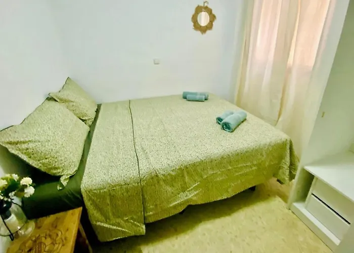 Boliches, 3 Habitaciones, Piscina Y Chimenea