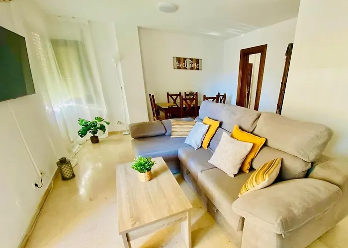 Boliches, 3 Habitaciones, Piscina Y Chimenea