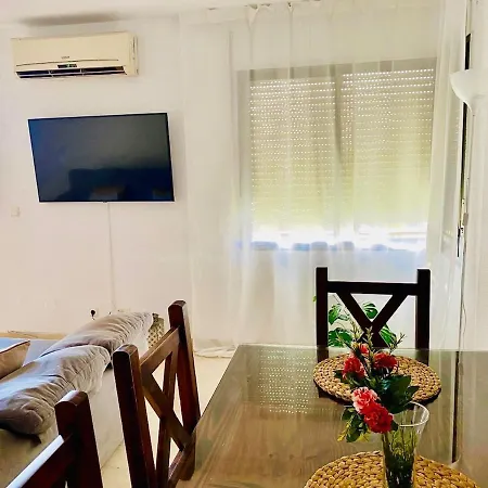 Apartamento Boliches, 3 Habitaciones, Piscina Y Chimenea Fuengirola