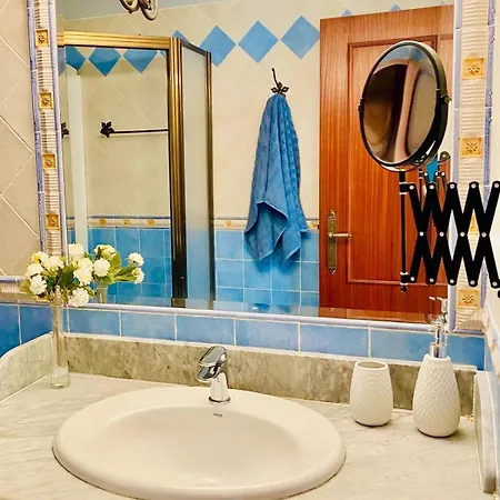 Boliches, 3 Habitaciones, Piscina Y Chimenea