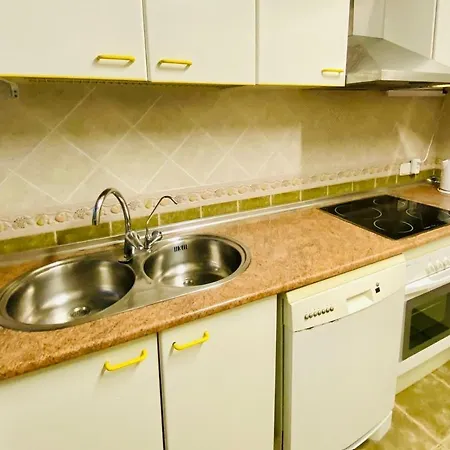 Apartamento Boliches, 3 Habitaciones, Piscina Y Chimenea Fuengirola